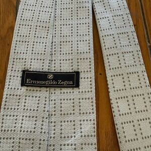 Ermenegildo Zegna Tie - Silver W/ Pattern Of Squares Made In Italy-100% Silk